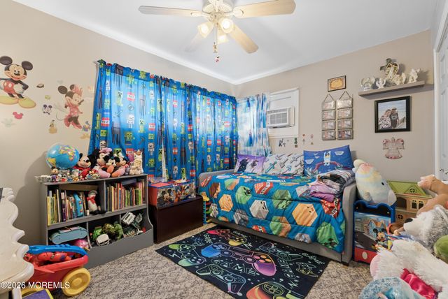 29 Pine Tree Road, Old Bridge, NJ 08857