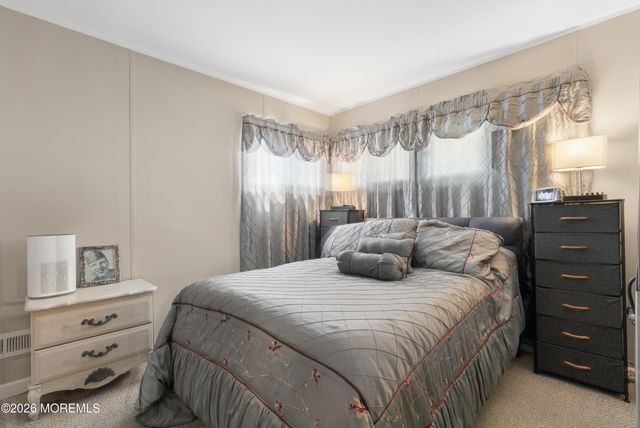 29 Pine Tree Road, Old Bridge, NJ 08857
