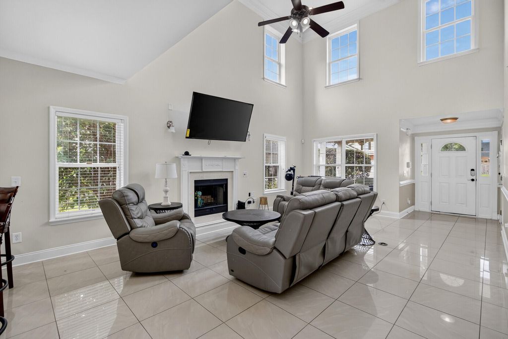 Image 14 of property listing at 109 Netherfield Drive, Summerville, SC 29486