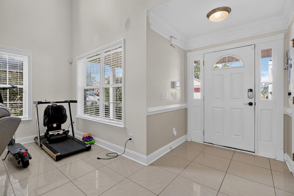 Image 15 of property listing at 109 Netherfield Drive, Summerville, SC 29486