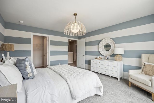 114 FAIRFIELD DR, Staunton, VA 24401