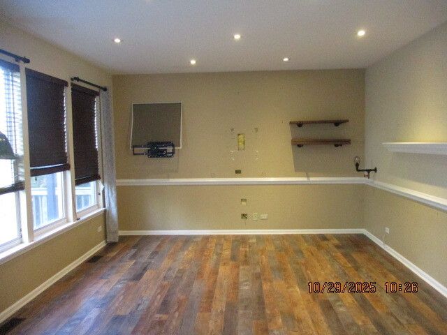 73 W Old Mill Trail, Antioch, IL 60002