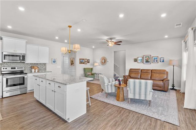 29 Sleepy Oaks NE Trail, Rome, GA 30165