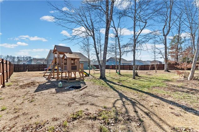 29 Sleepy Oaks NE Trail, Rome, GA 30165