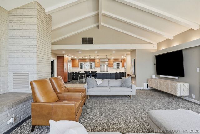 4123 S Victor Court, Tulsa, OK 74105