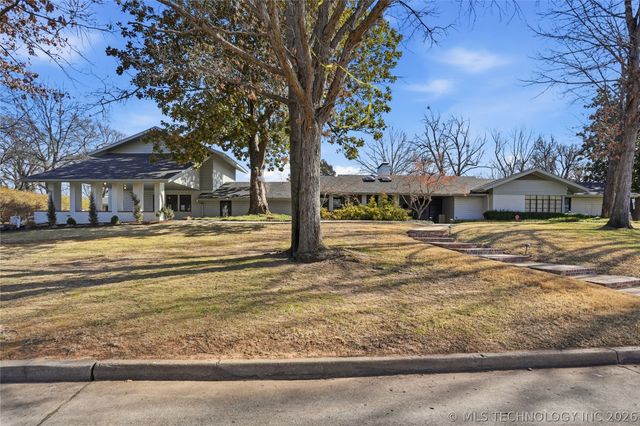 4123 S Victor Court, Tulsa, OK 74105