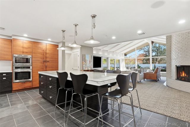 4123 S Victor Court, Tulsa, OK 74105