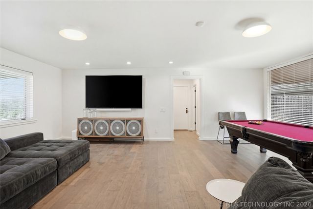 4123 S Victor Court, Tulsa, OK 74105