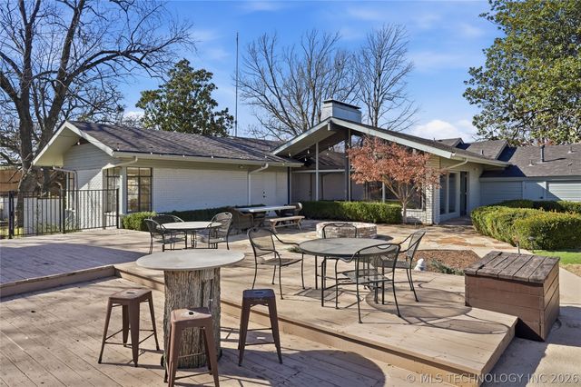 4123 S Victor Court, Tulsa, OK 74105