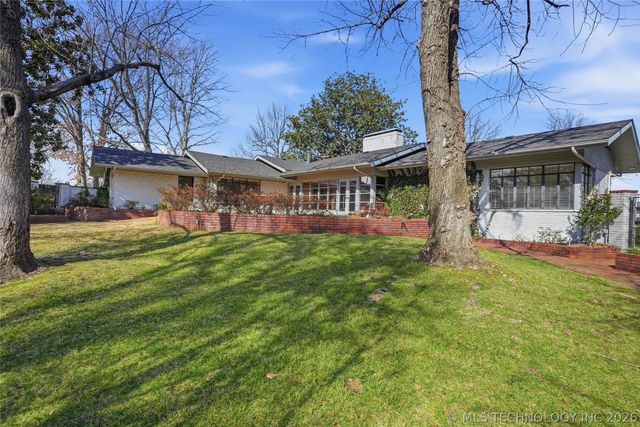 4123 S Victor Court, Tulsa, OK 74105