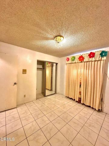 11440 Strathern Street, North Hollywood, CA 91605