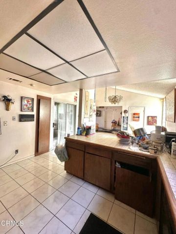 11440 Strathern Street, North Hollywood, CA 91605