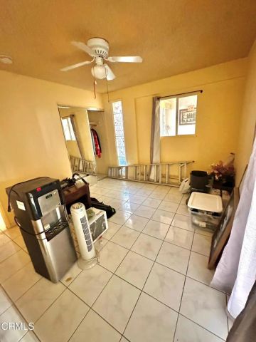 11440 Strathern Street, North Hollywood, CA 91605