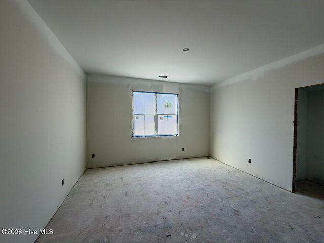 1101 Crown Pointe Drive, Hampstead, NC 28443