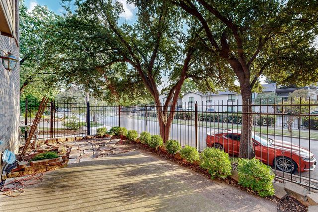 4214 Gilbert Avenue, Dallas, TX 75219