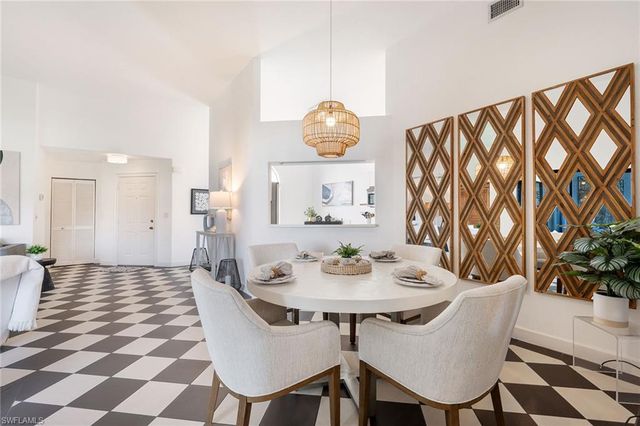 577 Beachwalk CIR R203, Naples, FL 34108