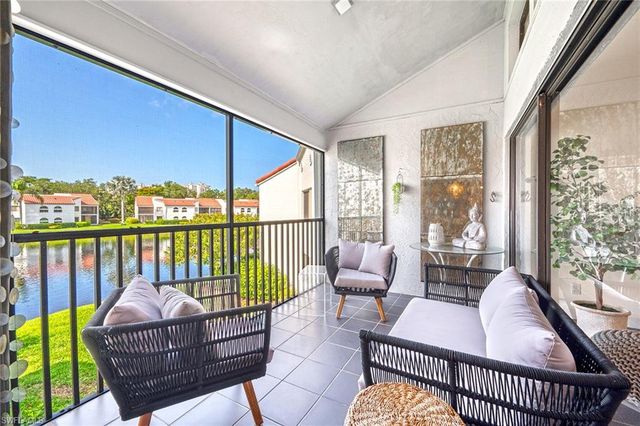 577 Beachwalk CIR R203, Naples, FL 34108