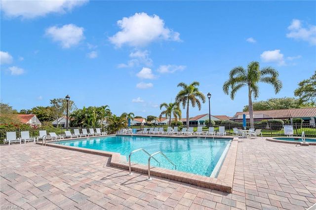 577 Beachwalk CIR R203, Naples, FL 34108