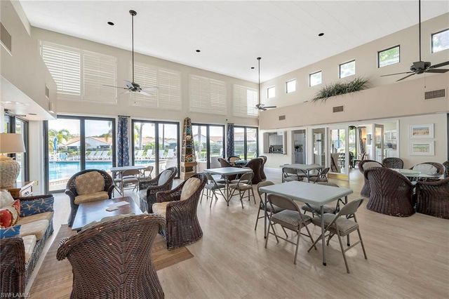 577 Beachwalk CIR R203, Naples, FL 34108