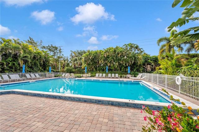 577 Beachwalk CIR R203, Naples, FL 34108