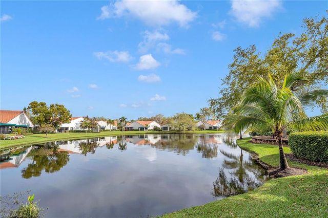577 Beachwalk CIR R203, Naples, FL 34108