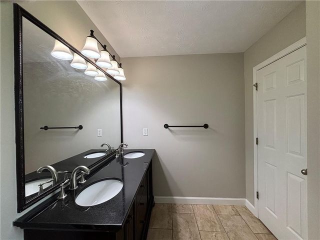 3720 Scotland Lane, Snellville, GA 30039