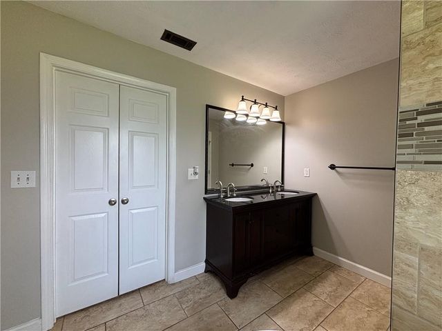 3720 Scotland Lane, Snellville, GA 30039
