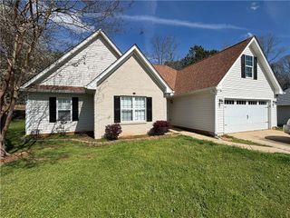 3720 Scotland Lane, Snellville, GA 30039