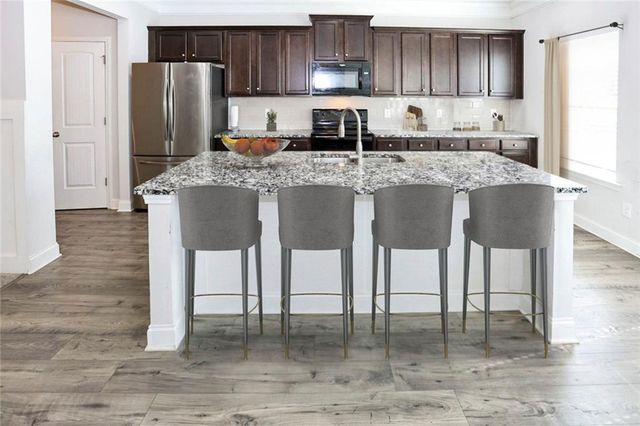 154 Laurel Cove Drive, Hoschton, GA 30548