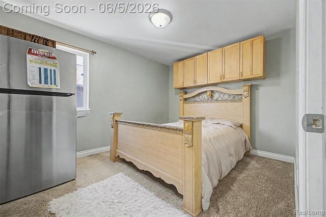 5524 Maple Street, Dearborn, MI 48126