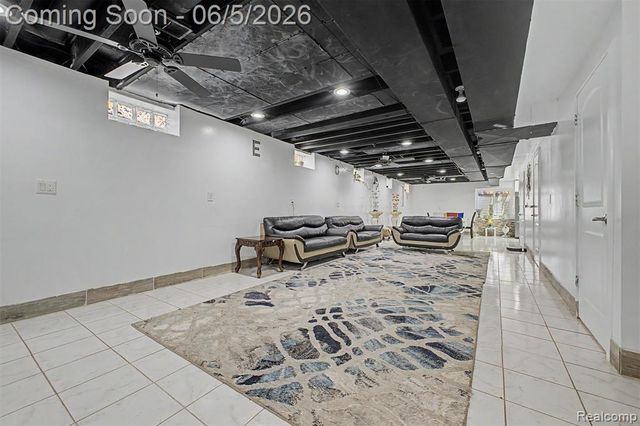 5524 Maple Street, Dearborn, MI 48126