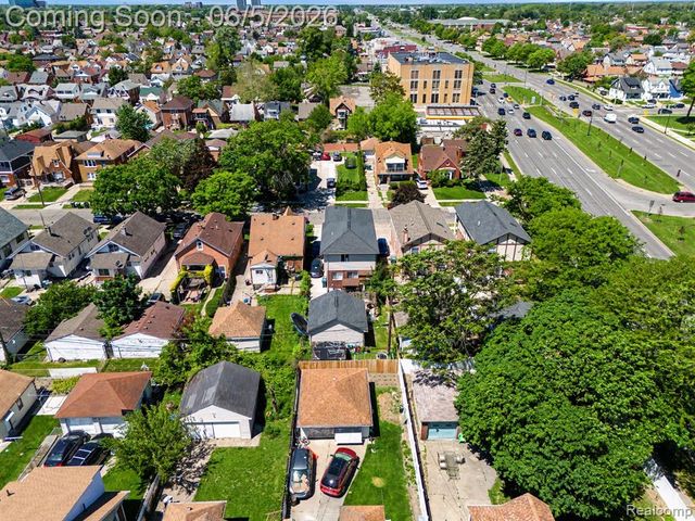 5524 Maple Street, Dearborn, MI 48126