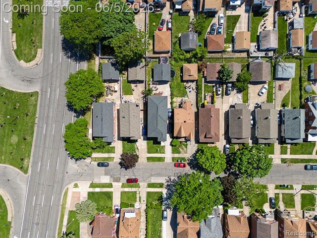 5524 Maple Street, Dearborn, MI 48126