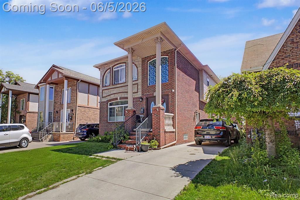 5524 Maple Street, Dearborn, MI 48126