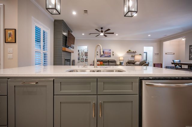 861 Oak Forest Circle, Sherwood, AR 72120