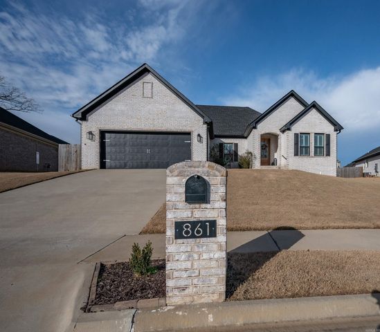 861 Oak Forest Circle, Sherwood, AR 72120