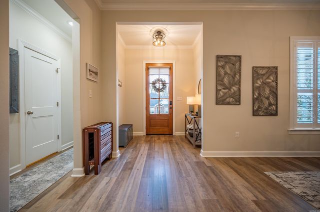 861 Oak Forest Circle, Sherwood, AR 72120