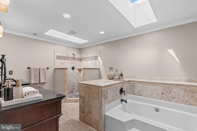 7492 DEVON LN, Manassas, VA 20112