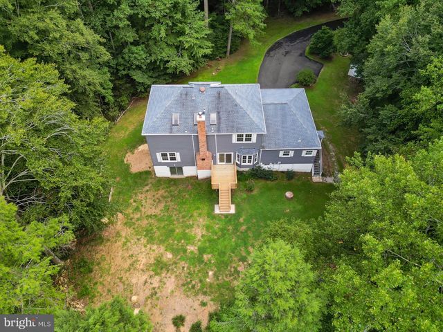 7492 DEVON LN, Manassas, VA 20112