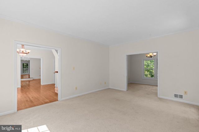 7492 DEVON LN, Manassas, VA 20112