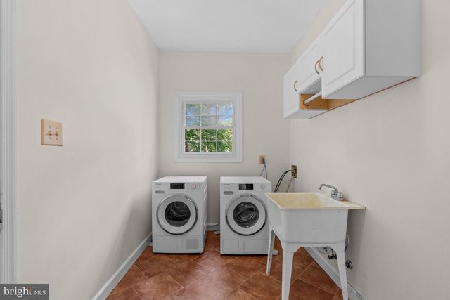 7492 DEVON LN, Manassas, VA 20112