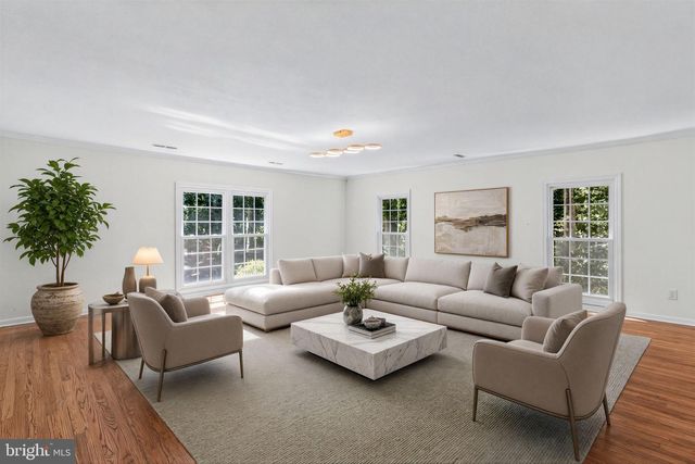 7492 DEVON LN, Manassas, VA 20112