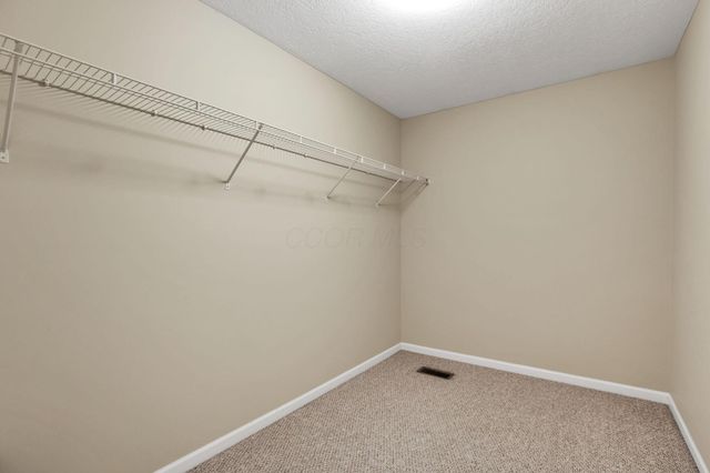 180 Cherrytree Lane, Commercial Point, OH 43116