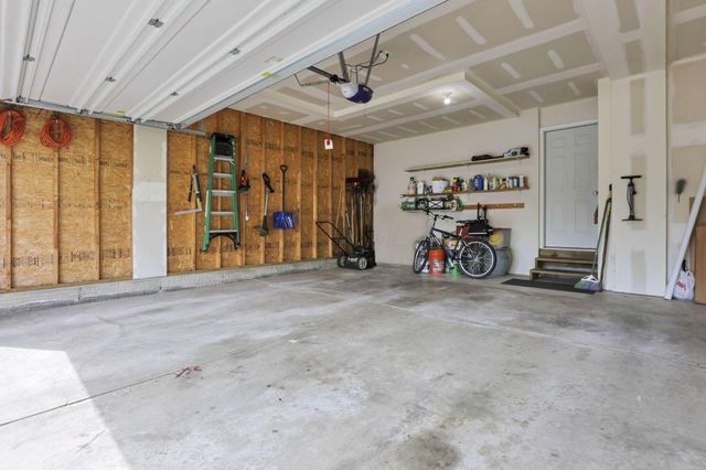180 Cherrytree Lane, Commercial Point, OH 43116