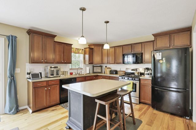180 Cherrytree Lane, Commercial Point, OH 43116
