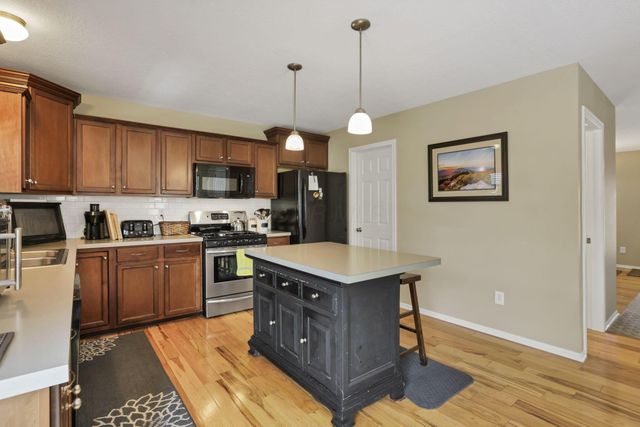 180 Cherrytree Lane, Commercial Point, OH 43116