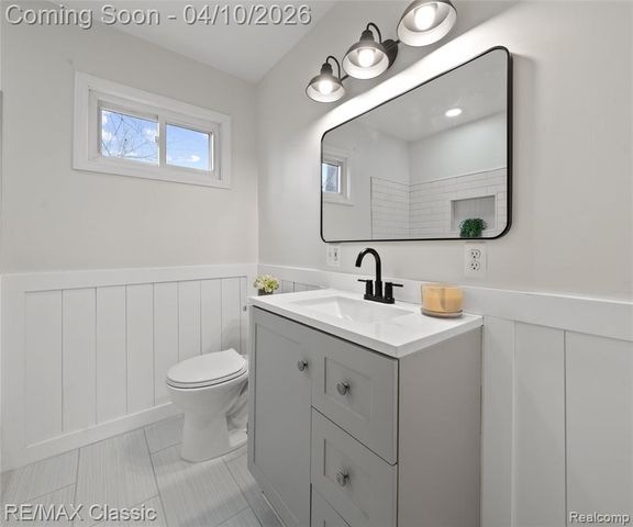 9083 Pittsfield Street, Commerce Twp, MI 48382