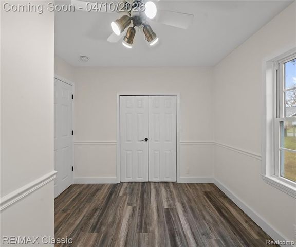 9083 Pittsfield Street, Commerce Twp, MI 48382