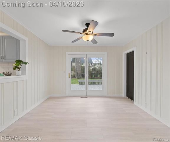 9083 Pittsfield Street, Commerce Twp, MI 48382