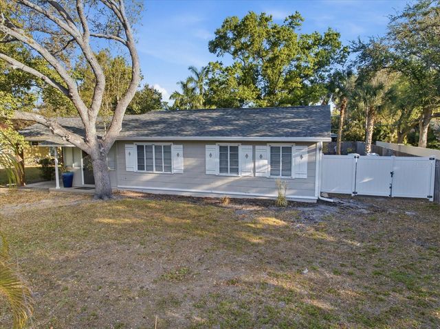 1891 PROSPECT STREET, Sarasota, FL 34239